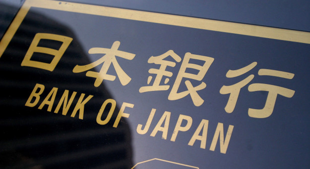 BoJ may start to give more hints on policy normalization