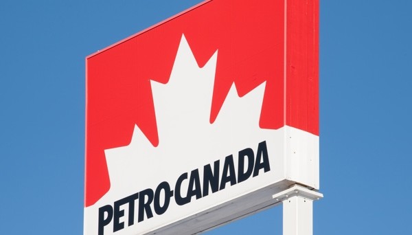 USD/CAD Canadian Dollar Higher After Oil Jump on OPEC Deal Extension