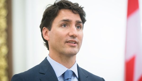 Canada stands by Trudeau (video)
